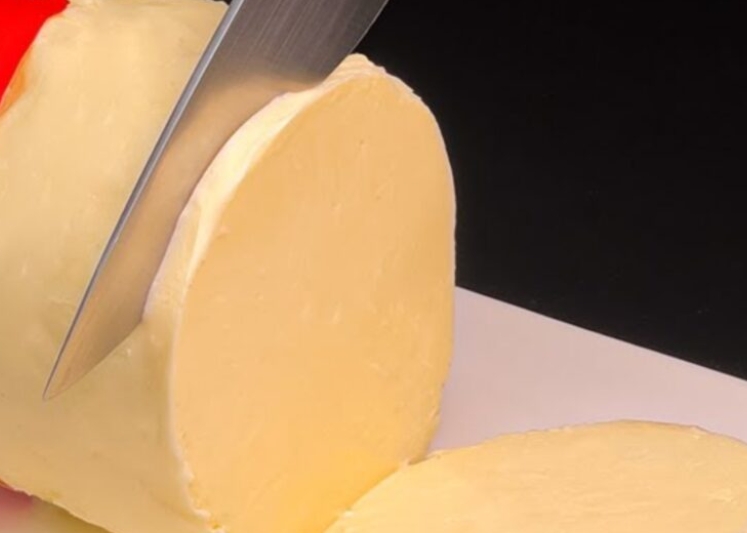 How to Make 1 Kg of Homemade Butter in Just 5 Minutes