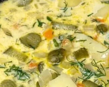 Creamy Dill Pickle Soup